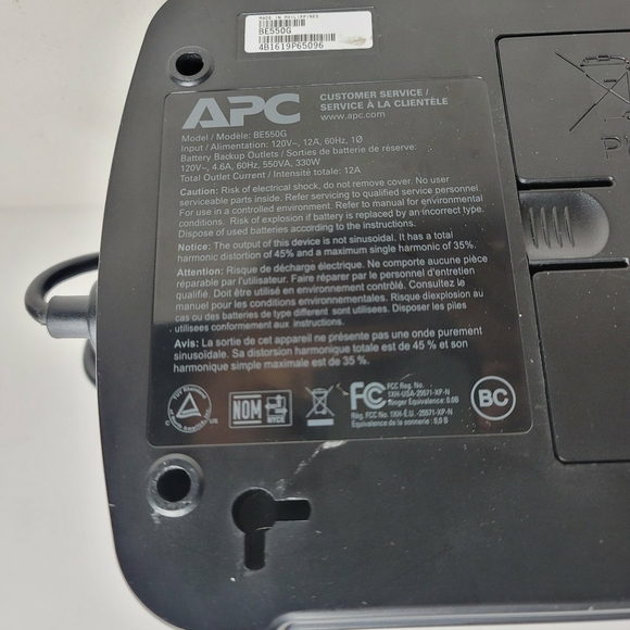 APC Back-UPS ES 550 BE550G 8-Outlet Battery Back Up Surge Protector - Picture 4 of 9